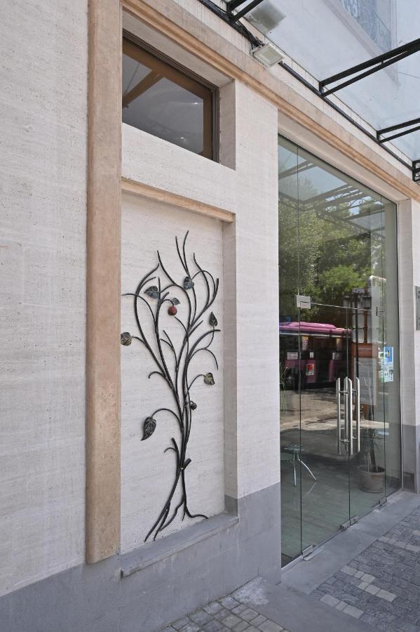 Hotel Partiez Yerevan Exterior photo