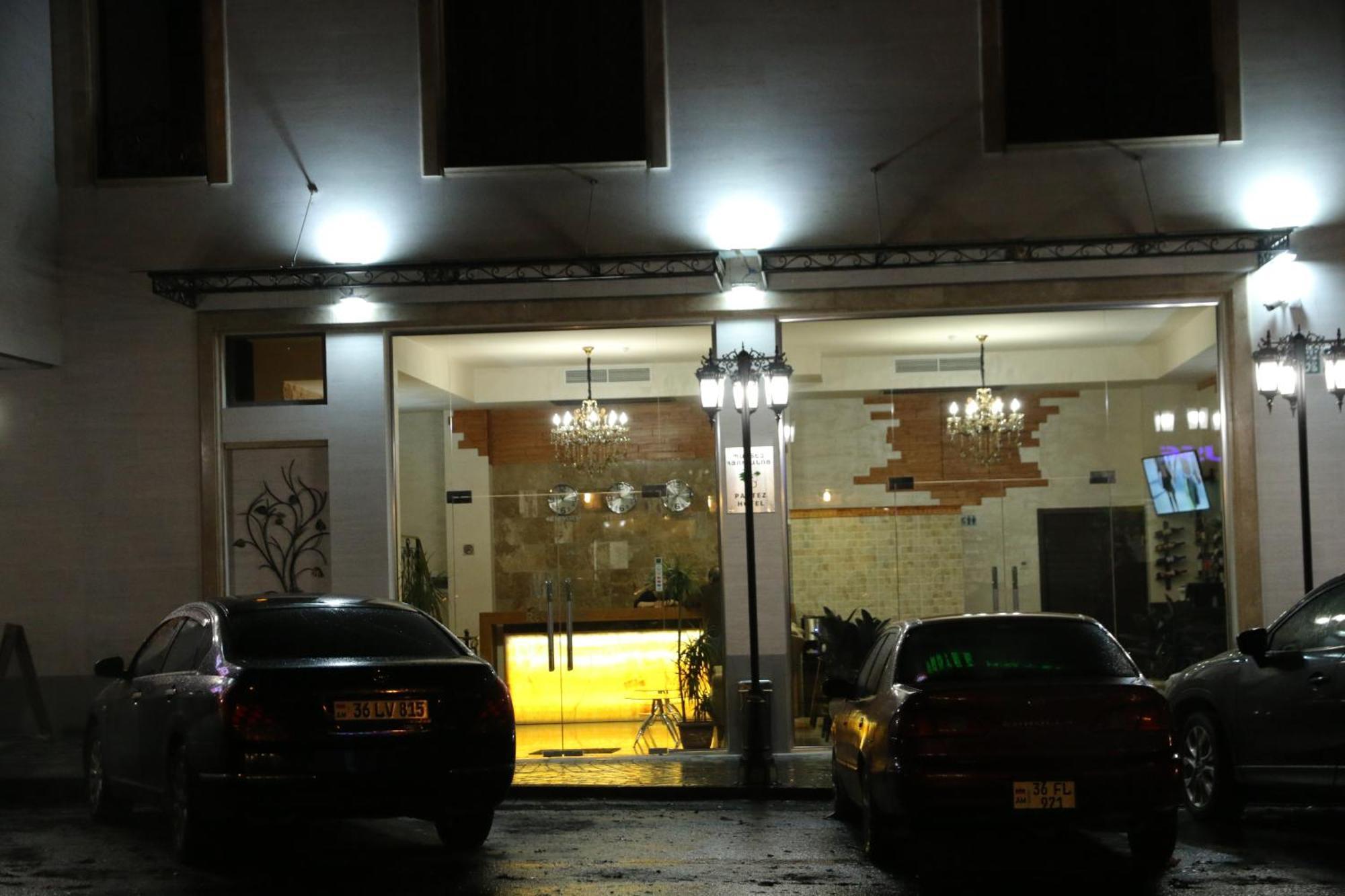 Hotel Partiez Yerevan Exterior photo